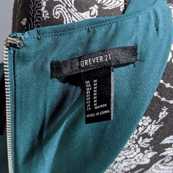 Forever21 Ladies dress - Picture 3 of 3